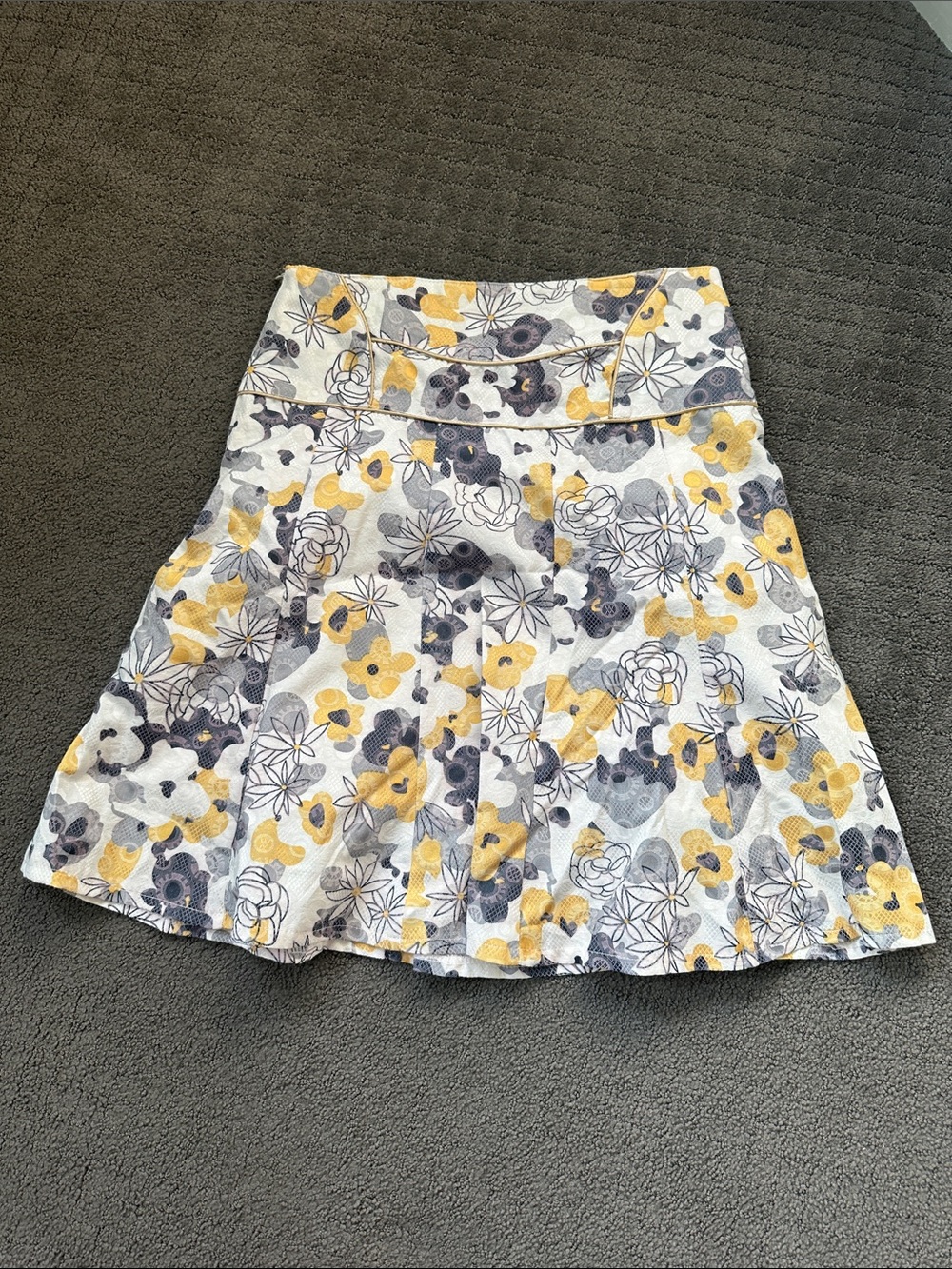 Floral A-Line Skirt in Yellow, Gray & White